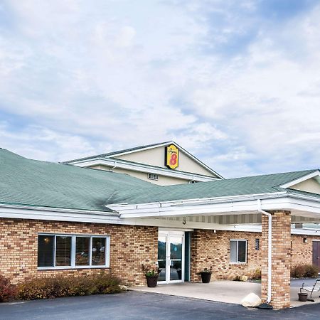 Hotel Super 8 By Wyndham Osseo Wi Exterior foto